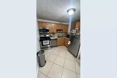 1801 S Treasure Dr #415, North Bay Village, FL 33141 - Photo 17