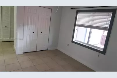 3109 NW 64 St #0, Miami, FL 33147 - Photo 37