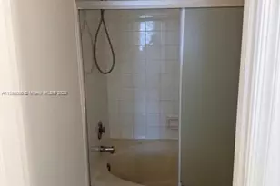 15880 SW 12th St, Pembroke Pines, FL 33027 - Photo 13