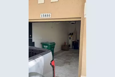 15880 SW 12th St #house, Pembroke Pines, FL 33027 - Photo 5