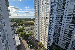 18061 Biscayne Blvd, Aventura, FL 33160 - Photo 19