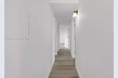 1617 NW 15th St, Fort Lauderdale, FL 33311 - Photo 13