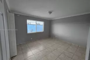 11005 SW 1st St, Sweetwater, FL 33174 - Photo 9