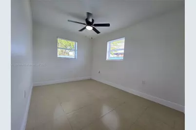 716 NW 14th Way #A, Fort Lauderdale, FL 33311 - Photo 17