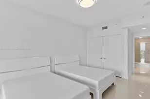 17301 Biscayne Blvd, North Miami Beach, FL 33160 - Photo 33