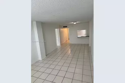 2903 N Miami Beach Blvd #302, North Miami Beach, FL 33160 - Photo 9