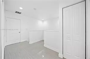 21416 NW 13th Pl, Miami Gardens, FL 33169 - Photo 35