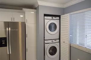 7817 Trent Dr, Tamarac, FL 33321 - Photo 11