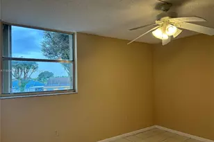 9411 SW 4th St, Miami, FL 33174 - Photo 3