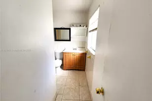 321 SW 1st Ct, Pompano Beach, FL 33060 - Photo 21