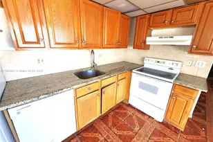 321 SW 1st Ct, Pompano Beach, FL 33060 - Photo 11