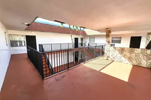 321 SW 1st Ct, Pompano Beach, FL 33060 - Photo 27