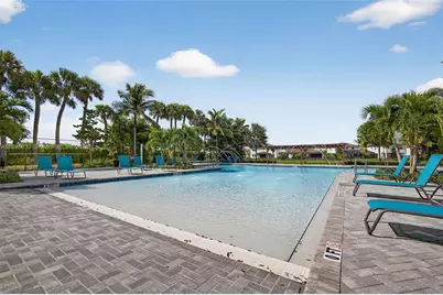 1310 Whitcombe Dr, Royal Palm Beach, FL 33411 - Photo 87