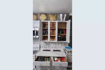 4201 SW 60th #2, South Miami, FL 33155 - Photo 5