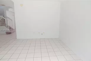 1528 SE 24th Ct, Homestead, FL 33035 - Photo 3