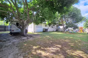 10305 SW 149th Terrace, Miami, FL 33176 - Photo 47