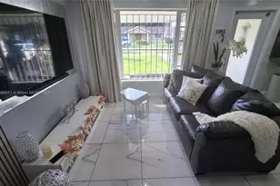 10305 SW 149th Terrace, Miami, FL 33176 - Photo 13