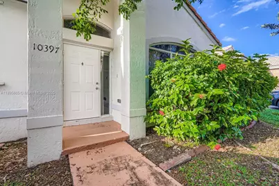 10397 SW 16th St, Pembroke Pines, FL 33025 - Photo 3