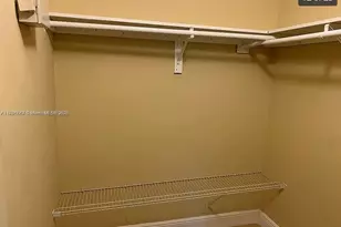 1251 SE 29th St, Homestead, FL 33035 - Photo 11