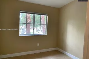 1251 SE 29th St, Homestead, FL 33035 - Photo 15