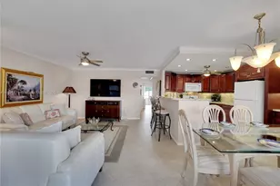 115 Grantham A, Deerfield Beach, FL 33442 - Photo 3