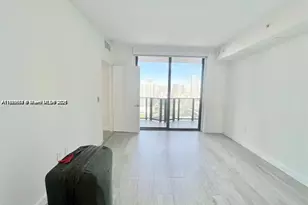 45 SW 9th St, Miami, FL 33130 - Photo 11