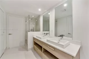 1300 S Miami Ave, Miami, FL 33130 - Photo 9