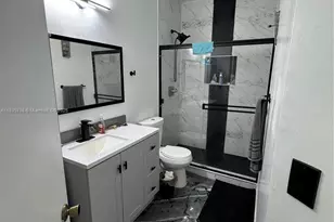 8270 NW 191st Ln, Hialeah, FL 33015 - Photo 11