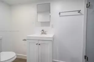 870 NE 82nd St, Miami, FL 33138 - Photo 7