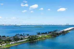 555 NE 34th St, Miami, FL 33137 - Photo 3