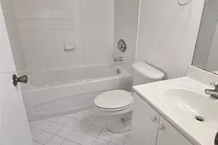 2920 SE 12th Rd, Homestead, FL 33035 - Photo 9