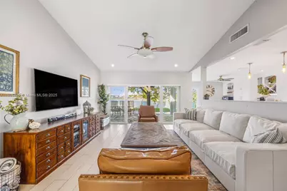 21960 SW 98th Ave, Cutler Bay, FL 33190 - Photo 3