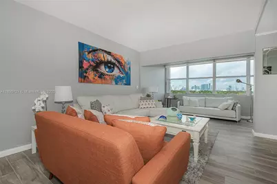 3 Island Ave #09E, Miami Beach, FL 33139 - Photo 3