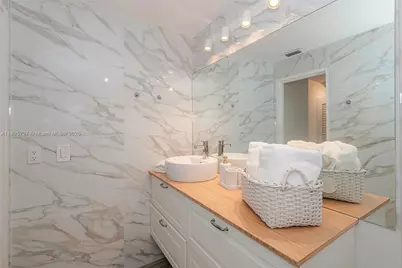 3 Island Ave #09E, Miami Beach, FL 33139 - Photo 21