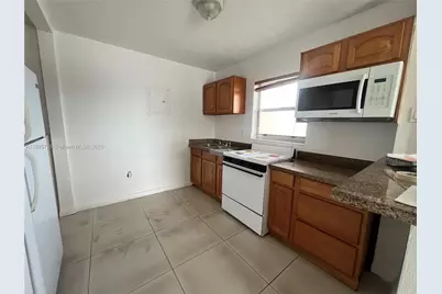 4758 W Flagler St #11, Miami, FL 33134 - Photo 11