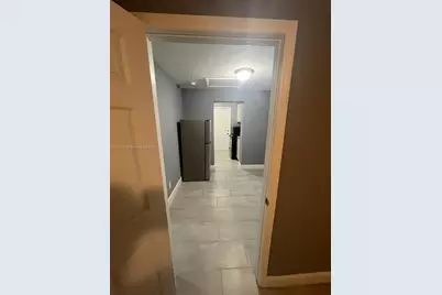1279 NW 9th Ave, Florida City, FL 33034 - Photo 5