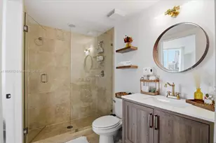 350 S Miami Ave, Miami, FL 33130 - Photo 25