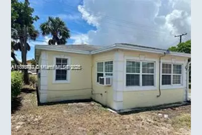 221 W 27th St #221, Riviera Beach, FL 33404 - Photo 3