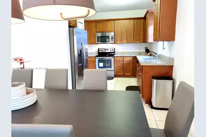 9731 NW 10th Ter, Miami, FL 33172 - Photo 11