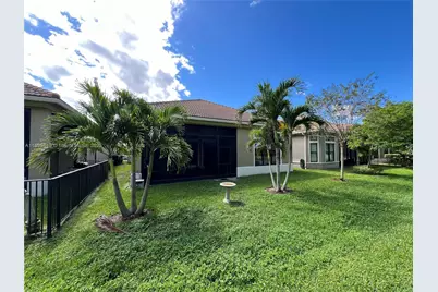 11985 N Kalmar Cir N, Parkland, FL 33076 - Photo 45