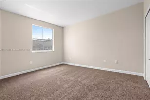 1677 SE 27th Ct, Homestead, FL 33035 - Photo 15