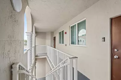 1677 SE 27th Ct #202, Homestead, FL 33035 - Photo 37