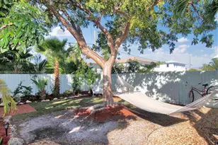 251 2nd St, Key Colony, FL 33051 - Photo 11