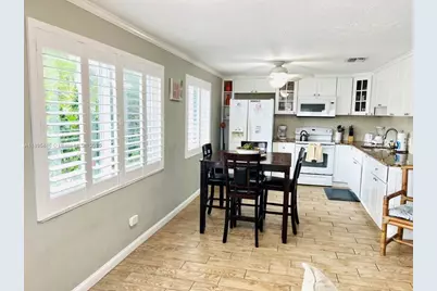 251 2nd St, Key Colony, FL 33051 - Photo 7