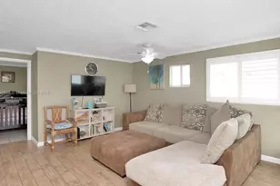 251 2nd St, Key Colony, FL 33051 - Photo 5