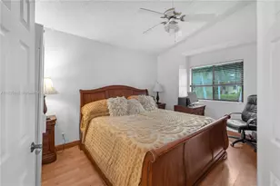 10547 NW 10th St, Plantation, FL 33322 - Photo 11