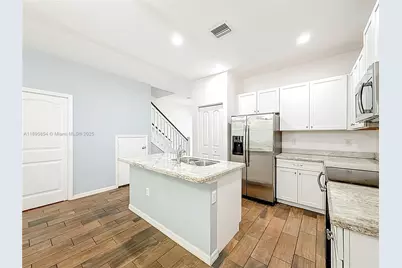 1082 NW 33rd Mnr, Pompano Beach, FL 33064 - Photo 13