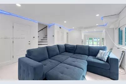 4801 University Dr, Coral Gables, FL 33146 - Photo 9