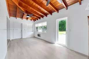 4801 University Dr, Coral Gables, FL 33146 - Photo 17