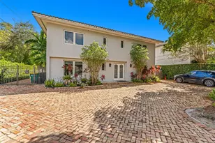 4801 University Dr, Coral Gables, FL 33146 - Photo 43